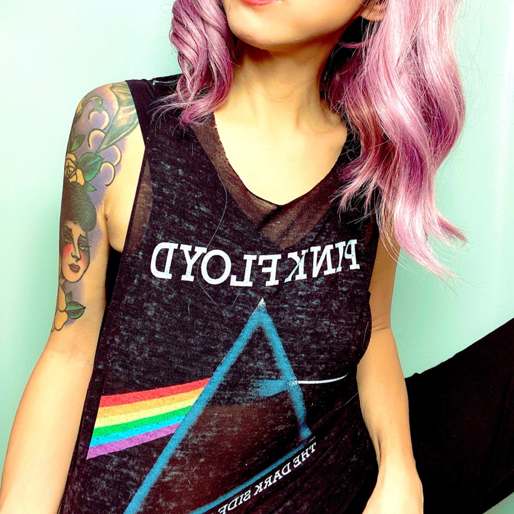 Pink Floyd shirt